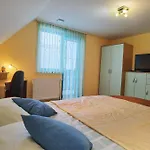 902 črnivec Penzion