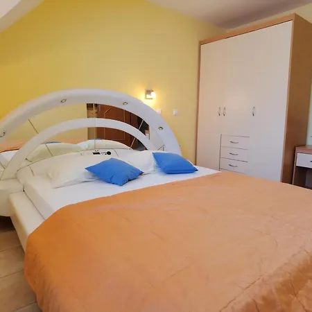 招待所 902 Crnivec