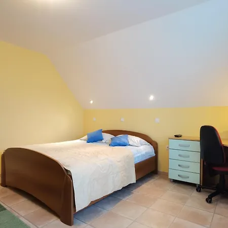 招待所 902 Crnivec