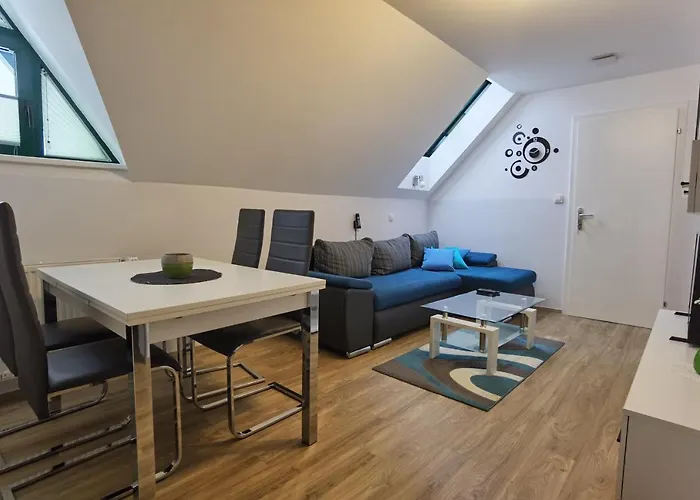 Hiša za goste 902 Crnivec 3*