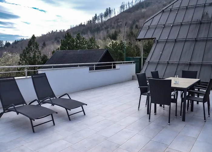 902 Crnivec Hiša za goste